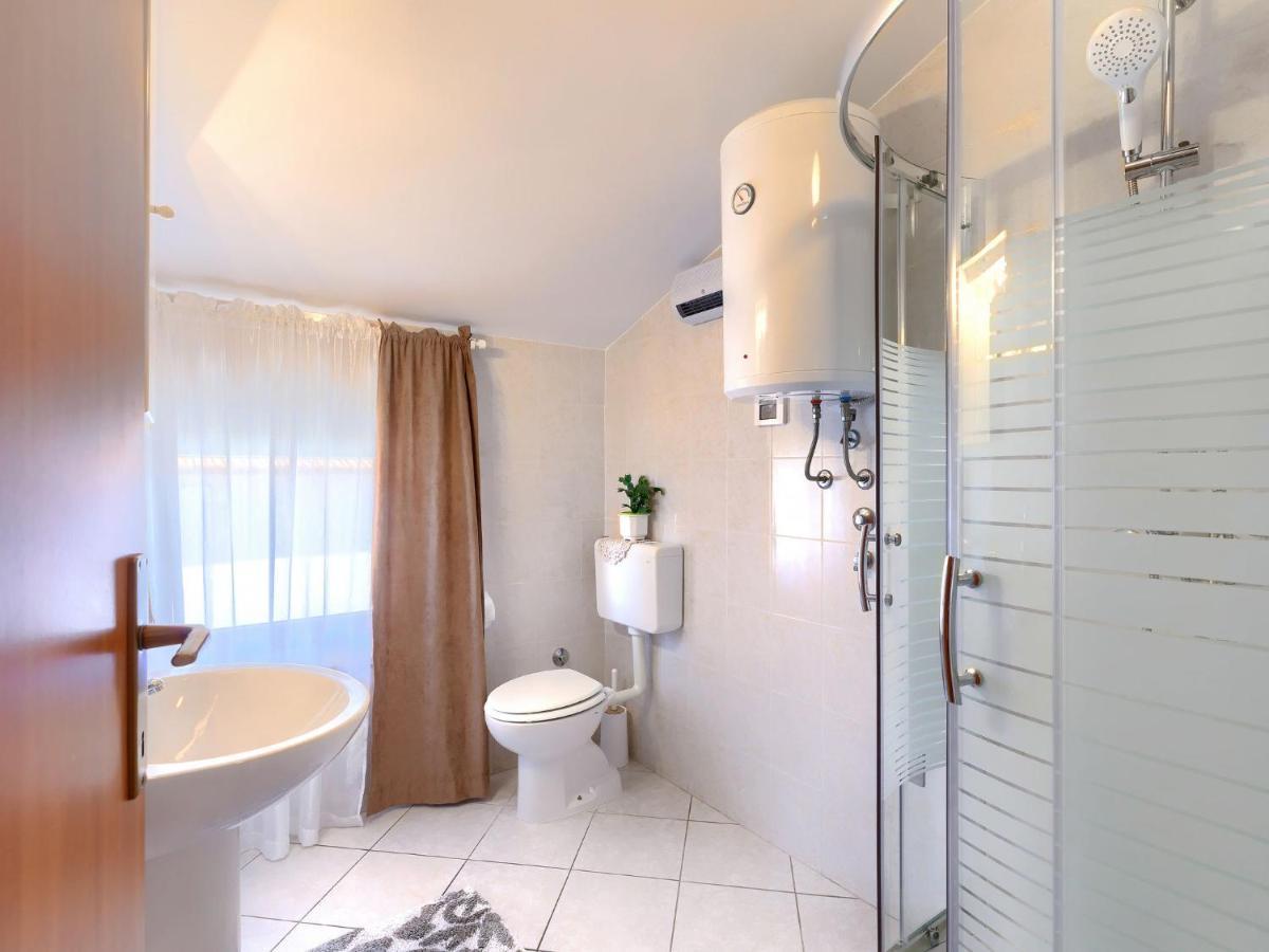 Apartment Bruno-1 By Interhome Umag Luaran gambar